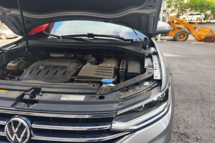 Used Volkswagen Tiguan L 2022 330TSI Automatic Two-Wheel Drive R-Line Enhanced Edition Engine Bay Left