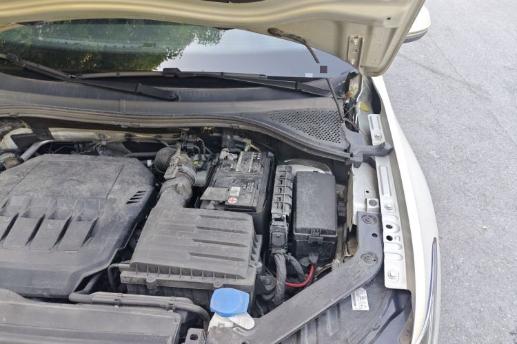 Used Volkswagen Tiguan L 2022 330TSI Automatic Two-Wheel Drive Smart Edition Engine Bay Left