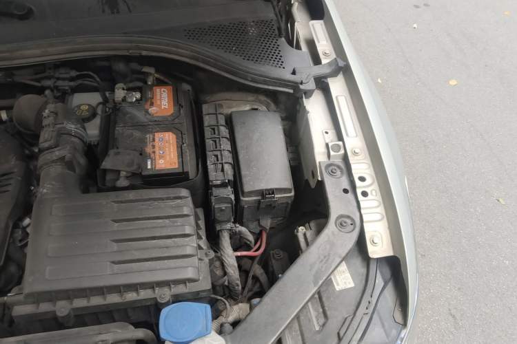 Used Volkswagen Tiguan L 2022 330TSI Automatic Two-Wheel Drive Smart Edition Engine Bay Left