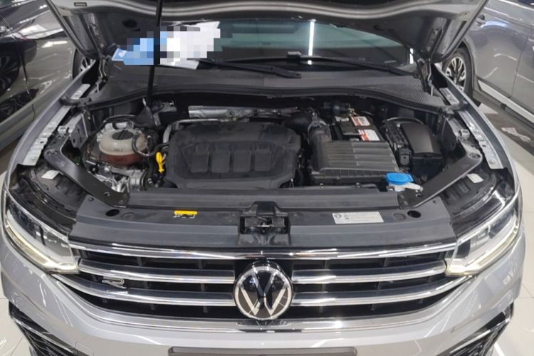 Used Volkswagen Tiguan L 2022 330TSI Automatic Two-Wheel Drive R-Line Enhanced Edition Engine Bay