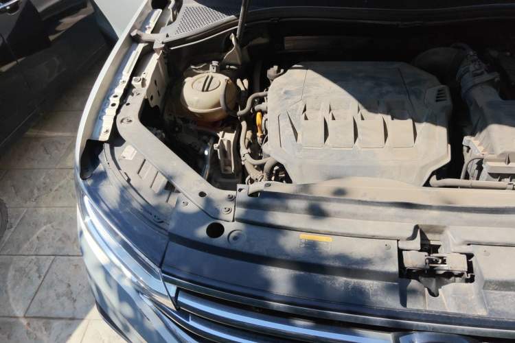 Used Volkswagen Tiguan L 2022 330TSI Automatic Two-Wheel Drive Smart Edition Engine Bay Right