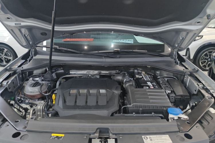 Used Volkswagen Tiguan L 2022 330TSI Automatic Two-Wheel Drive R-Line Enhanced Edition Engine Bay