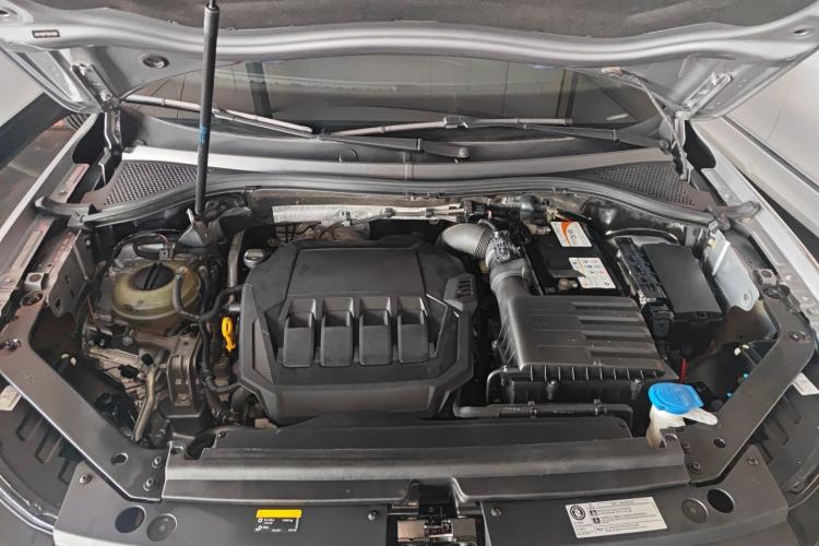 Used Volkswagen Tiguan L 2022 330TSI Automatic Two-Wheel Drive Smart Edition Engine Bay