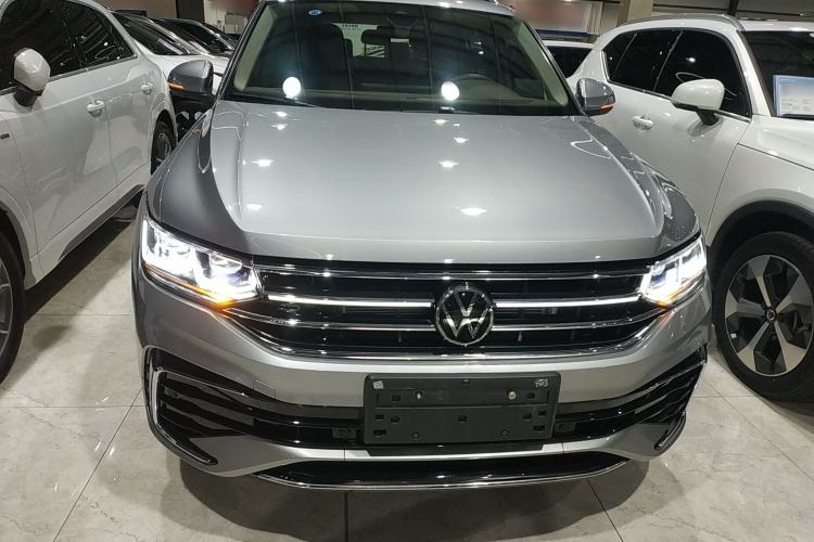 Used Volkswagen Tiguan L 2022 380TSI Automatic All-Wheel Drive R-Line Flagship 7-Seater Exterior 1