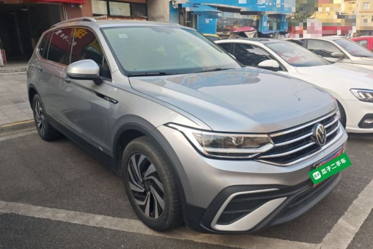 Used Volkswagen Tiguan L 2022 330TSI Automatic Two-Wheel Drive Smart Edition Exterior 1
