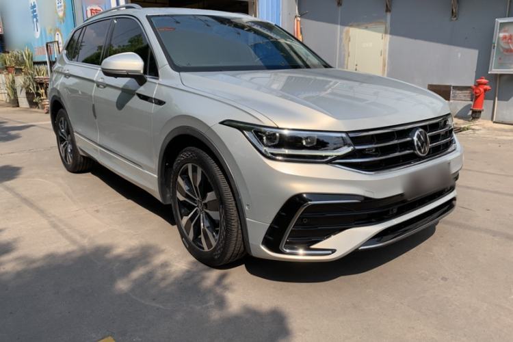 Used Volkswagen Tiguan L 2022 330TSI Automatic Two-Wheel Drive R-Line Enhanced Edition Exterior 2