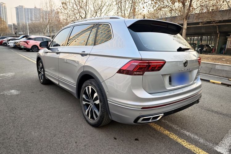 Used Volkswagen Tiguan L 2022 330TSI Automatic Two-Wheel Drive R-Line Enhanced Edition Exterior 7