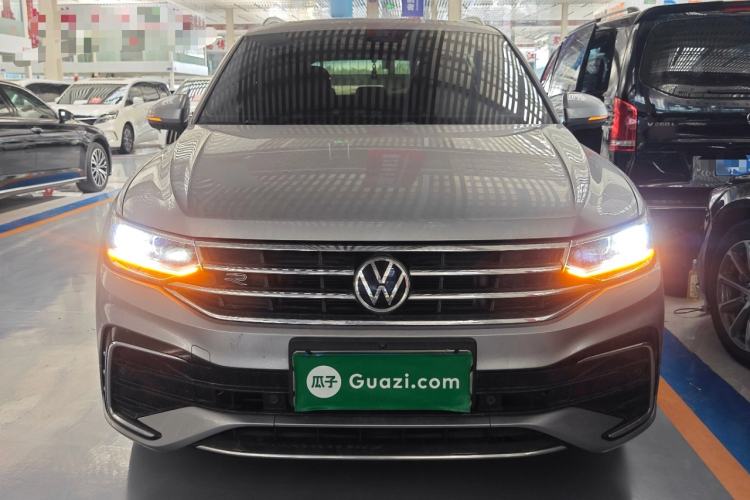 Used Volkswagen Tiguan L 2022 330TSI Automatic Two-Wheel Drive R-Line Enhanced Edition Front