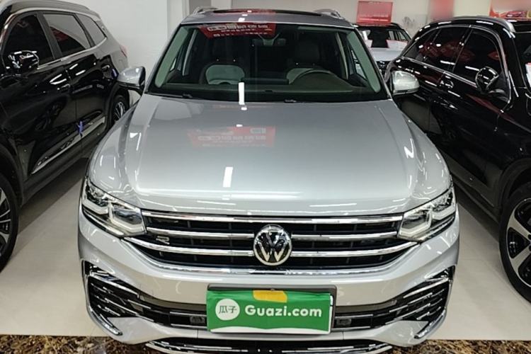 Used Volkswagen Tiguan L 2022 380TSI Automatic All-Wheel Drive R-Line Flagship 7-Seater Front