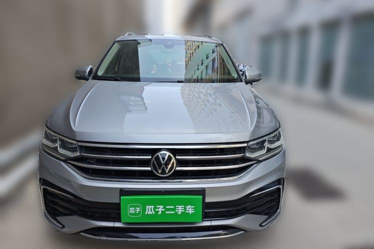 Used Volkswagen Tiguan L 2022 330TSI Automatic Two-Wheel Drive R-Line Flagship Edition Front