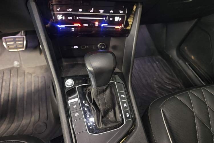 Used Volkswagen Tiguan L 2022 330TSI Automatic Two-Wheel Drive R-Line Enhanced Edition Gear Lever