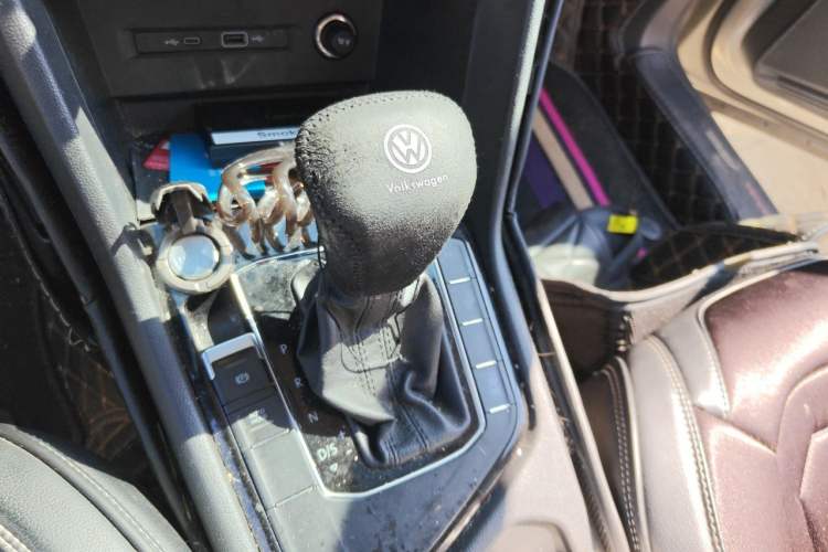 Used Volkswagen Tiguan L 2022 330TSI Automatic Two-Wheel Drive Smart Edition Gear Lever