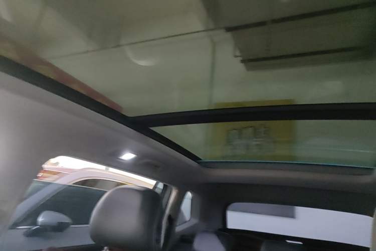 Used Volkswagen Tiguan L 2022 330TSI Automatic Two-Wheel Drive Smart Edition Headliner