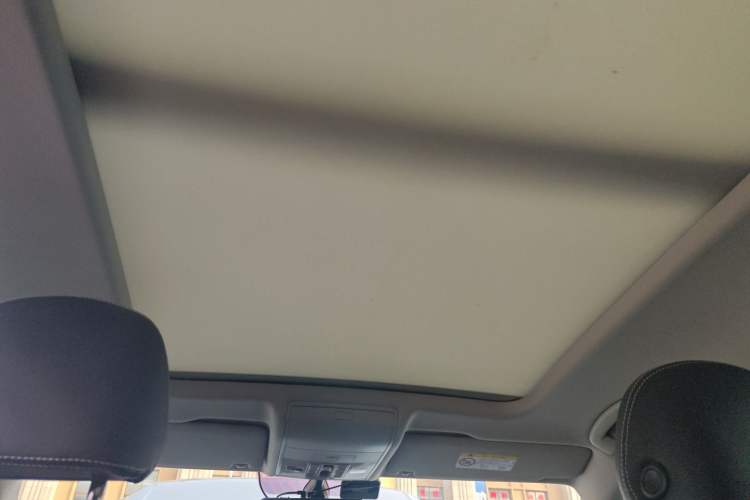 Used Volkswagen Tiguan L 2022 330TSI Automatic Two-Wheel Drive Smart Edition Headliner