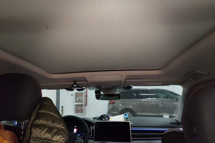 Used Volkswagen Tiguan L 2022 330TSI Automatic Two-Wheel Drive R-Line Flagship Edition Headliner