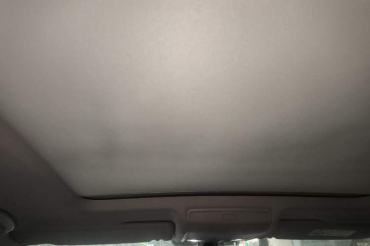 Used Volkswagen Tiguan L 2022 330TSI Automatic Two-Wheel Drive R-Line Enhanced Edition Headliner