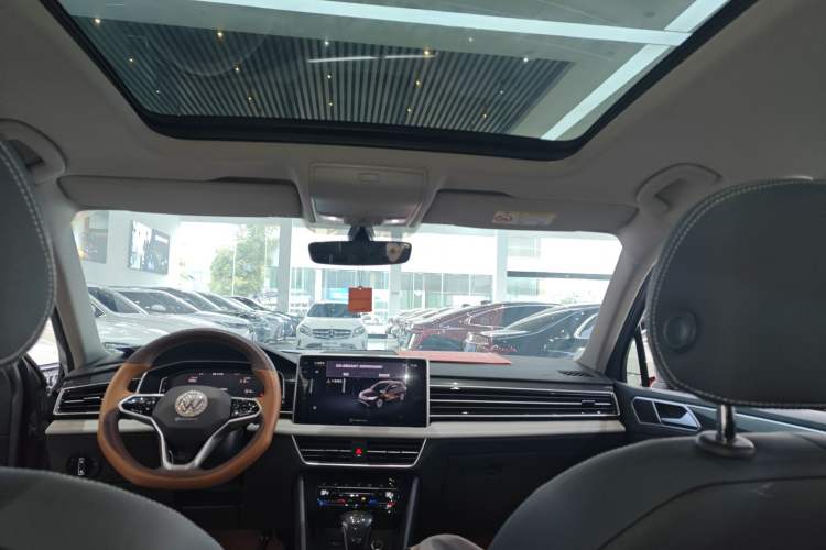 Used Volkswagen Tiguan L 2022 330TSI Automatic Two-Wheel Drive R-Line Enhanced Edition Headliner