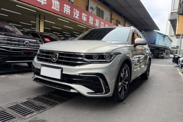 Ojetý Volkswagen Tiguan L 2022 330TSI Automatic Two-Wheel Drive R-Line Enhanced Edition