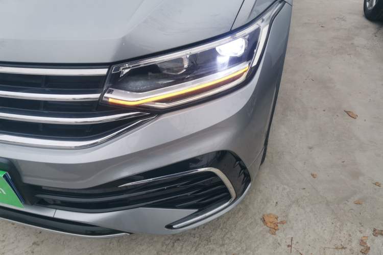 Used Volkswagen Tiguan L 2022 330TSI Automatic Two-Wheel Drive R-Line Enhanced Edition Left Front Headlight