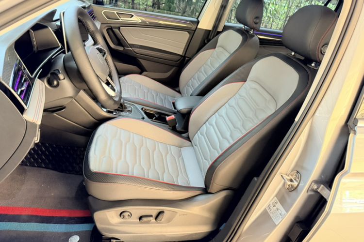 Used Volkswagen Tiguan L 2022 330TSI Automatic Two-Wheel Drive R-Line Flagship Edition Left Front Seat