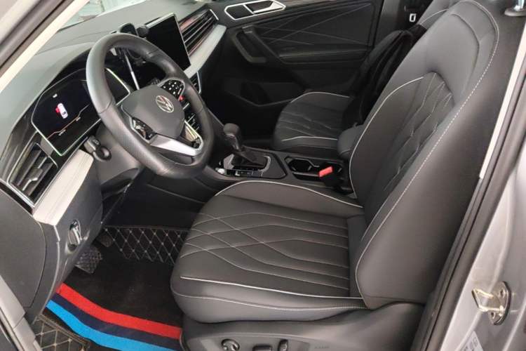 Used Volkswagen Tiguan L 2022 330TSI Automatic Two-Wheel Drive Smart Edition Left Front Seat