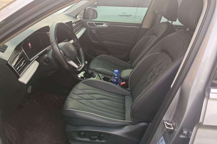 Used Volkswagen Tiguan L 2022 330TSI Automatic Two-Wheel Drive Smart Edition Left Front Seat