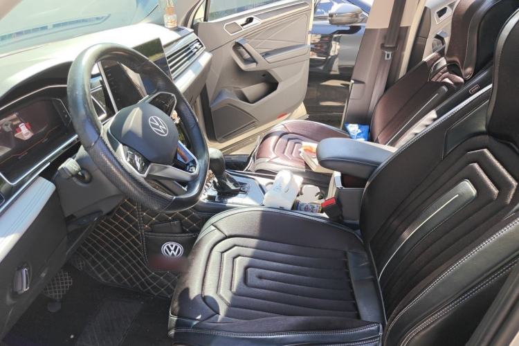 Used Volkswagen Tiguan L 2022 330TSI Automatic Two-Wheel Drive Smart Edition Left Front Seat