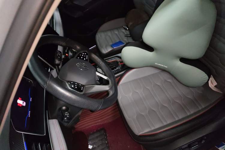 Used Volkswagen Tiguan L 2022 330TSI Automatic Two-Wheel Drive R-Line Flagship Edition Left Front Seat