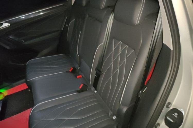 Used Volkswagen Tiguan L 2022 330TSI Automatic Two-Wheel Drive Smart Edition Left Rear Seat