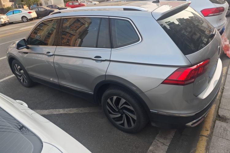 Used Volkswagen Tiguan L 2022 330TSI Automatic Two-Wheel Drive Smart Edition Left Side