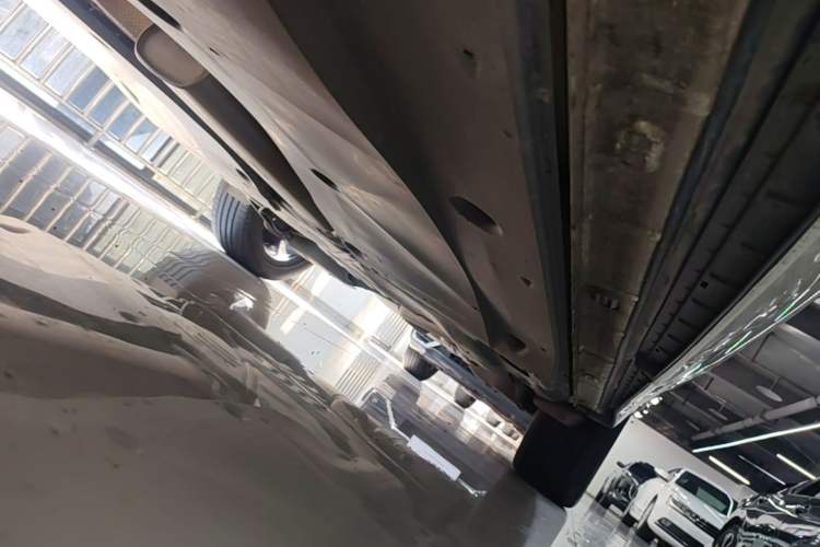 Used Volkswagen Tiguan L 2022 330TSI Automatic Two-Wheel Drive R-Line Enhanced Edition Left Side Sill