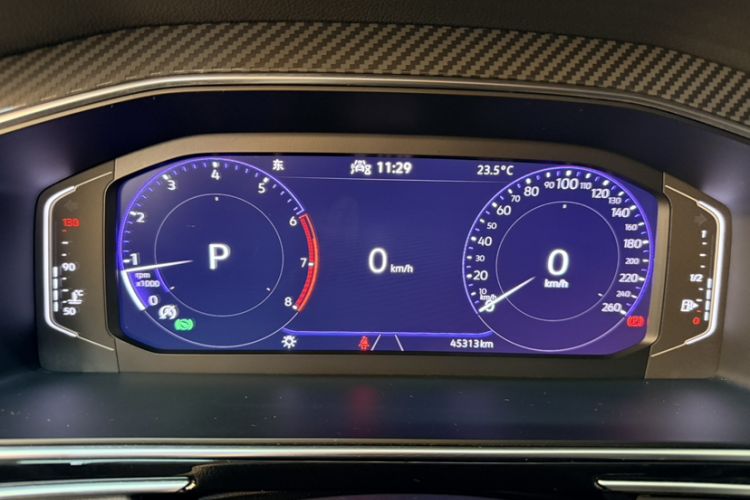 Used Volkswagen Tiguan L 2022 330TSI Automatic Two-Wheel Drive R-Line Flagship Edition Odometer Close Up