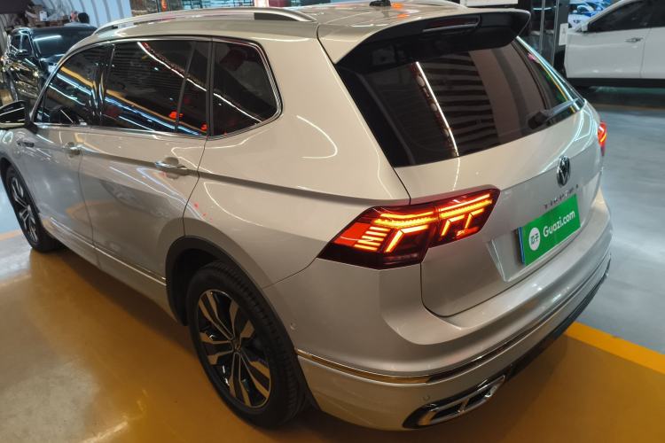 Used Volkswagen Tiguan L 2022 330TSI Automatic Two-Wheel Drive R-Line Flagship Edition Rear Left 45 Deg