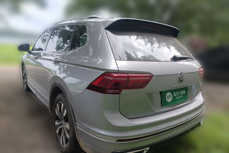 Used Volkswagen Tiguan L 2022 330TSI Automatic Two-Wheel Drive R-Line Enhanced Edition Rear Left 45 Deg