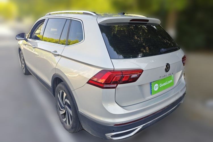 Used Volkswagen Tiguan L 2022 330TSI Automatic Two-Wheel Drive Smart Edition Rear Left 45 Deg