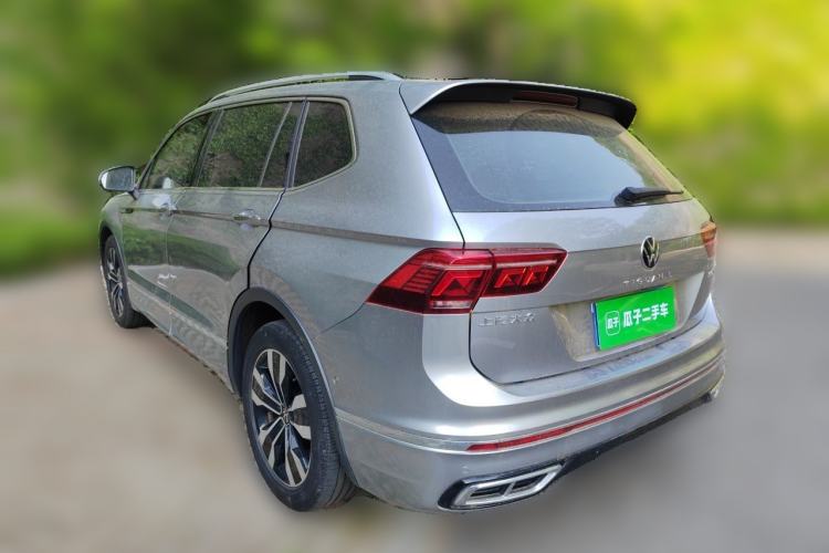 Used Volkswagen Tiguan L 2022 330TSI Automatic Two-Wheel Drive R-Line Enhanced Edition Rear Left 45 Deg