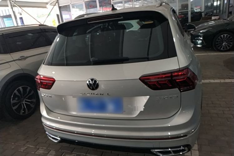 Used Volkswagen Tiguan L 2022 330TSI Automatic Two-Wheel Drive R-Line Enhanced Edition Rear