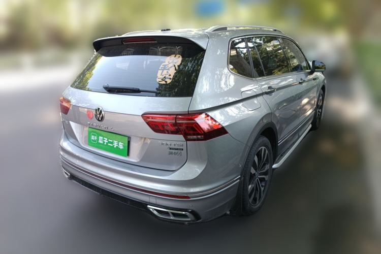 Used Volkswagen Tiguan L 2022 380TSI Automatic All-Wheel Drive R-Line Enhanced Comfort 7-Seater Rear Right 45 Deg