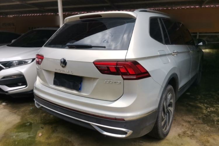Used Volkswagen Tiguan L 2022 330TSI Automatic Two-Wheel Drive Smart Edition Rear Right 45 Deg