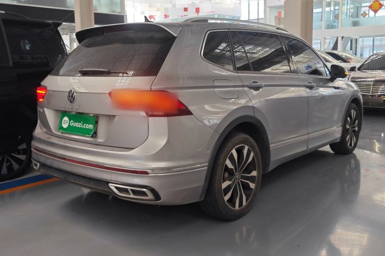 Used Volkswagen Tiguan L 2022 330TSI Automatic Two-Wheel Drive R-Line Enhanced Edition Rear Right 45 Deg