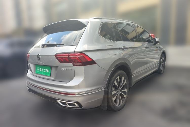 Used Volkswagen Tiguan L 2022 330TSI Automatic Two-Wheel Drive R-Line Enhanced Edition Rear Right 45 Deg