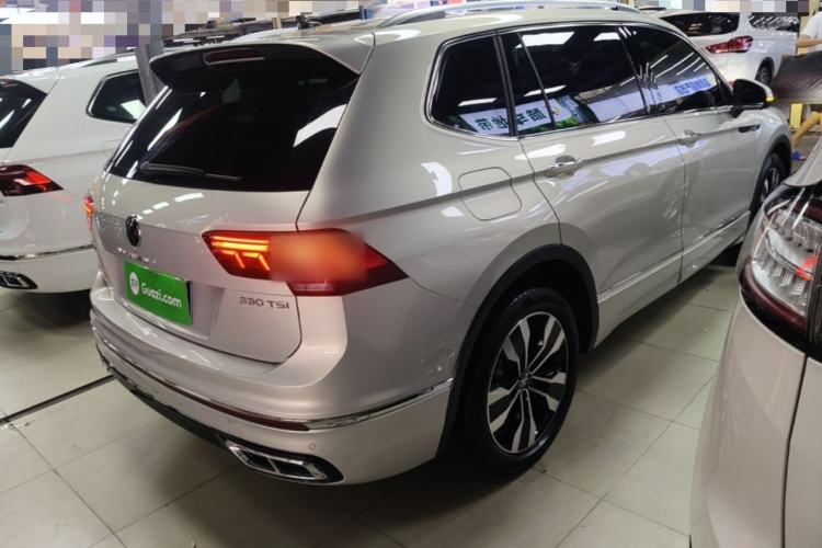 Used Volkswagen Tiguan L 2022 330TSI Automatic Two-Wheel Drive R-Line Enhanced Edition Rear Right 45 Deg