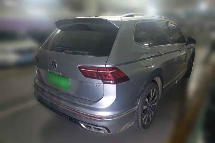 Used Volkswagen Tiguan L 2022 330TSI Automatic Two-Wheel Drive R-Line Enhanced Edition Rear Right 45 Deg