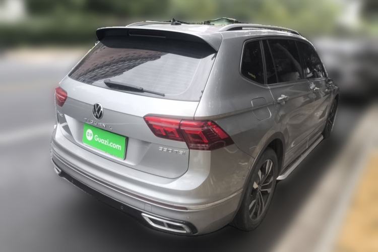 Used Volkswagen Tiguan L 2022 330TSI Automatic Two-Wheel Drive R-Line Enhanced Edition Rear Right 45 Deg