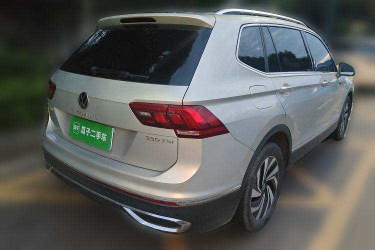 Used Volkswagen Tiguan L 2022 330TSI Automatic Two-Wheel Drive Smart Edition Rear Right 45 Deg