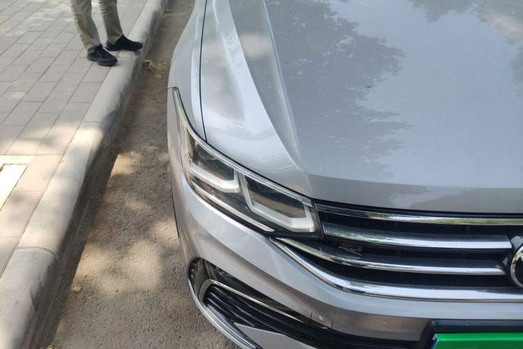 Used Volkswagen Tiguan L 2022 330TSI Automatic Two-Wheel Drive R-Line Enhanced Edition Right Front Headlight