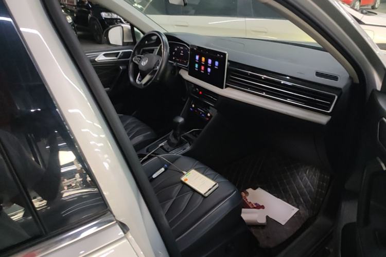 Used Volkswagen Tiguan L 2022 330TSI Automatic Two-Wheel Drive Smart Edition Right Front Seat