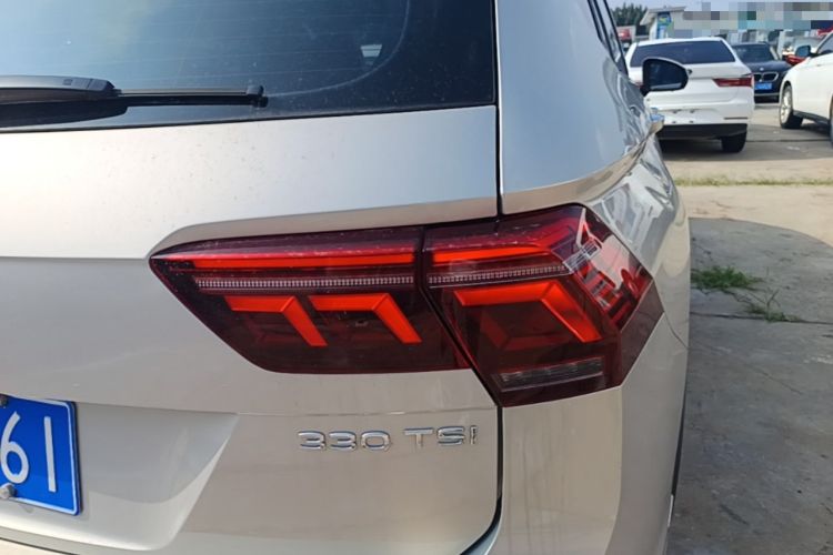 Used Volkswagen Tiguan L 2022 330TSI Automatic Two-Wheel Drive R-Line Flagship Edition Right Rear Taillight