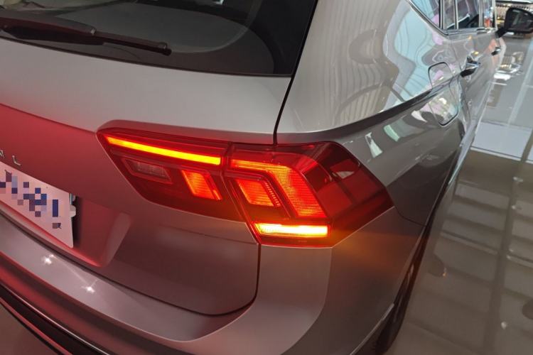 Used Volkswagen Tiguan L 2022 330TSI Automatic Two-Wheel Drive Smart Edition Right Rear Taillight