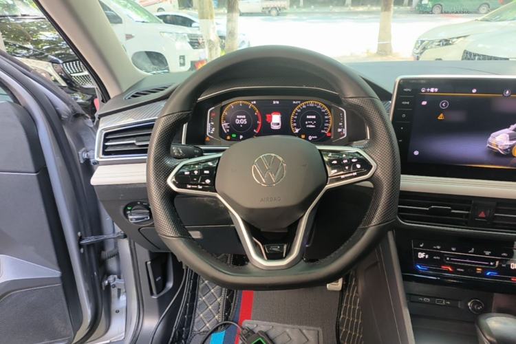 Used Volkswagen Tiguan L 2022 330TSI Automatic Two-Wheel Drive R-Line Enhanced Edition Steering Wheel